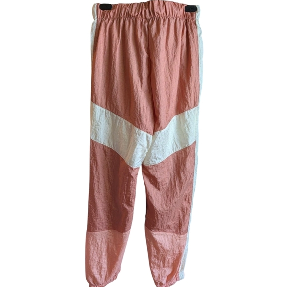 Champion Blush Pink and White Colorblock Windbreaker Pants Sz XS - Picture 3 of 11